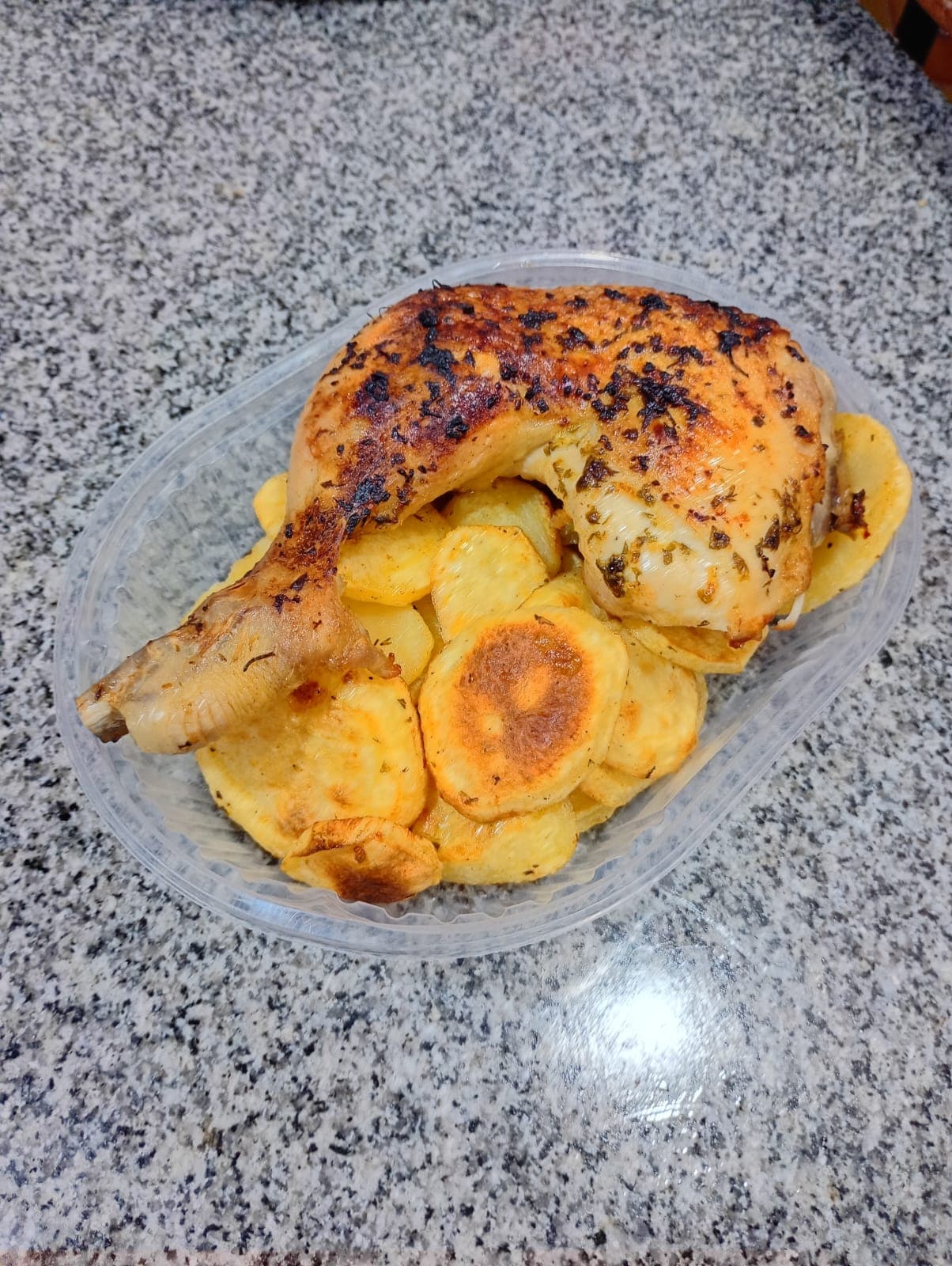 Pollo con Papas Fritas